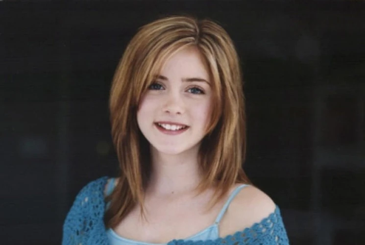 Courtney Jines: Actress and Producer – Age, Bio & Career (2025) Courtney Jines: Actress and Producer - Age, Bio & Career (2025)