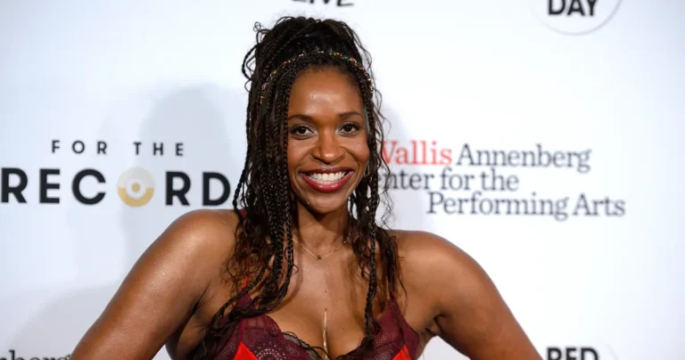 Merrin Dungey Bio: Age, Career, and Life in Hollywood